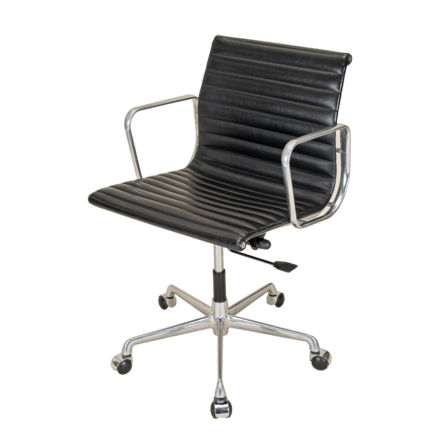 ICF EA117 Black Leather And Aluminum Office Chair