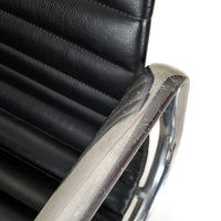 ICF EA117 Black Leather And Aluminum Office Chair
