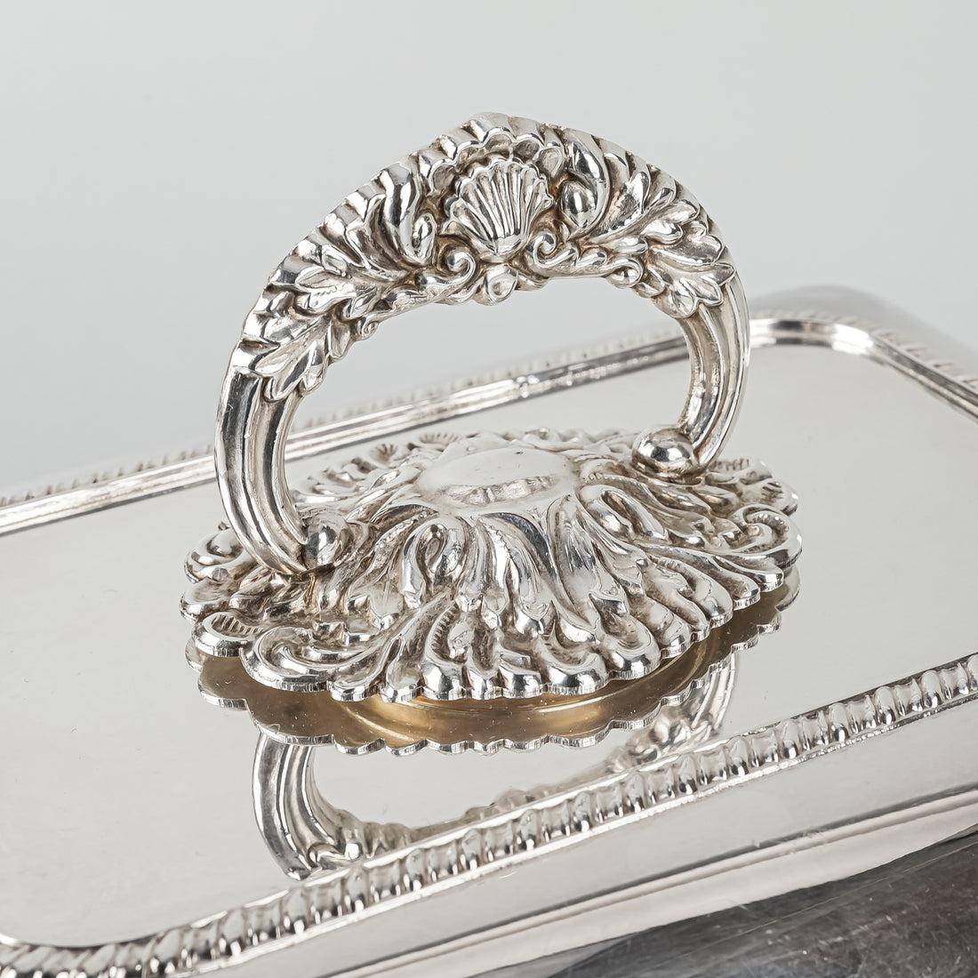 CDN SILVER CO Sheffield Reproduction Silverplate Covered Entree Dishes Set of 2