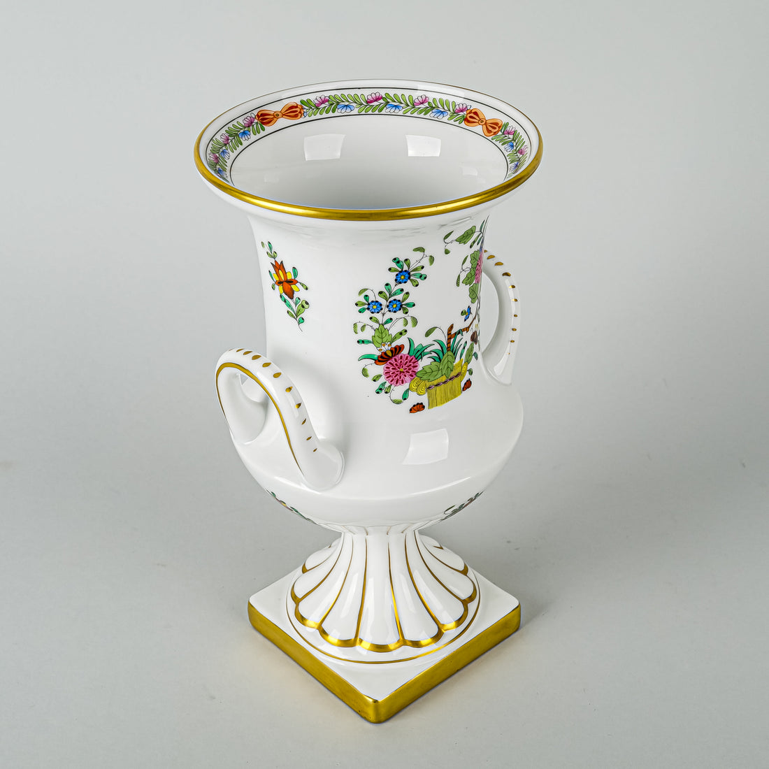 HEREND Indian Basket Empire Vase On Base 6449