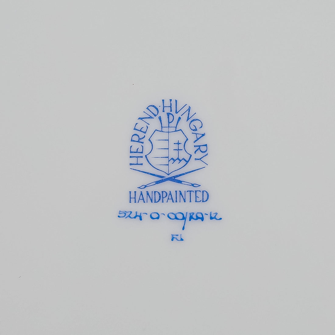 HEREND Rothschild Bird Dinner Plate