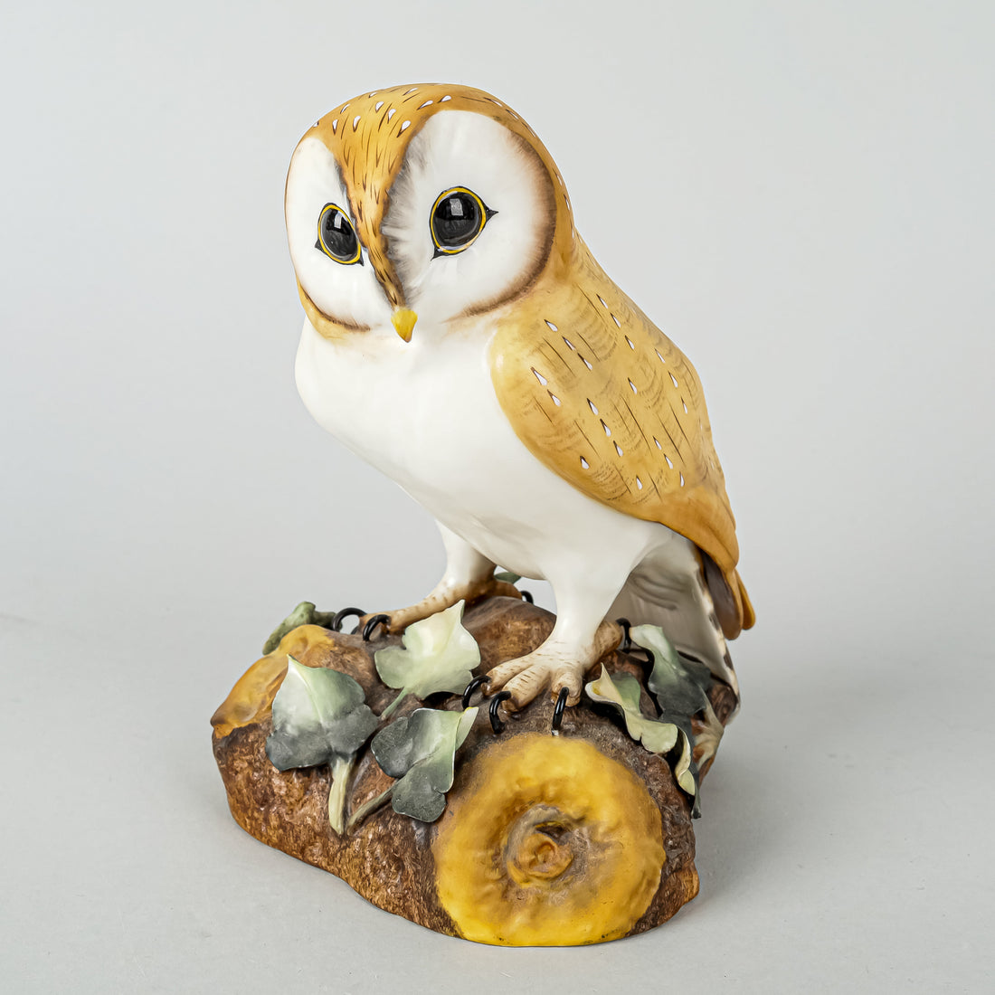 ROYAL CROWN DERBY Figurine Barn Owl