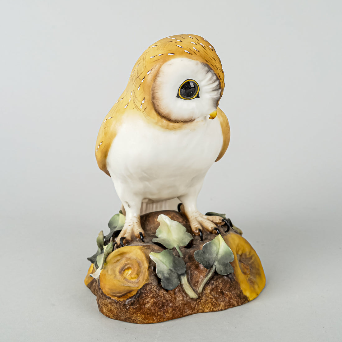 ROYAL CROWN DERBY Figurine Barn Owl
