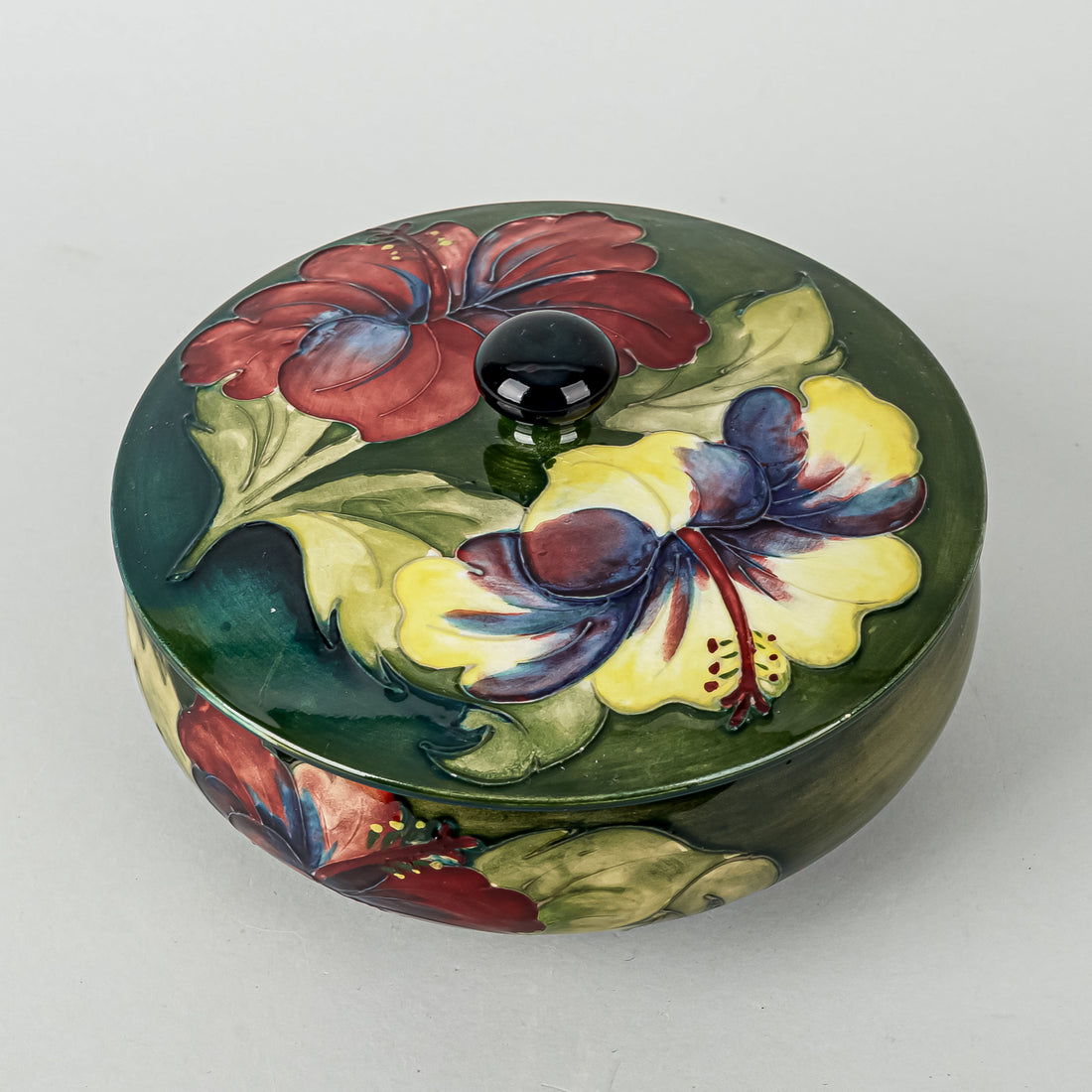 MOORCROFT Hibiscus Blue/Green Ground Round Covered Bowl