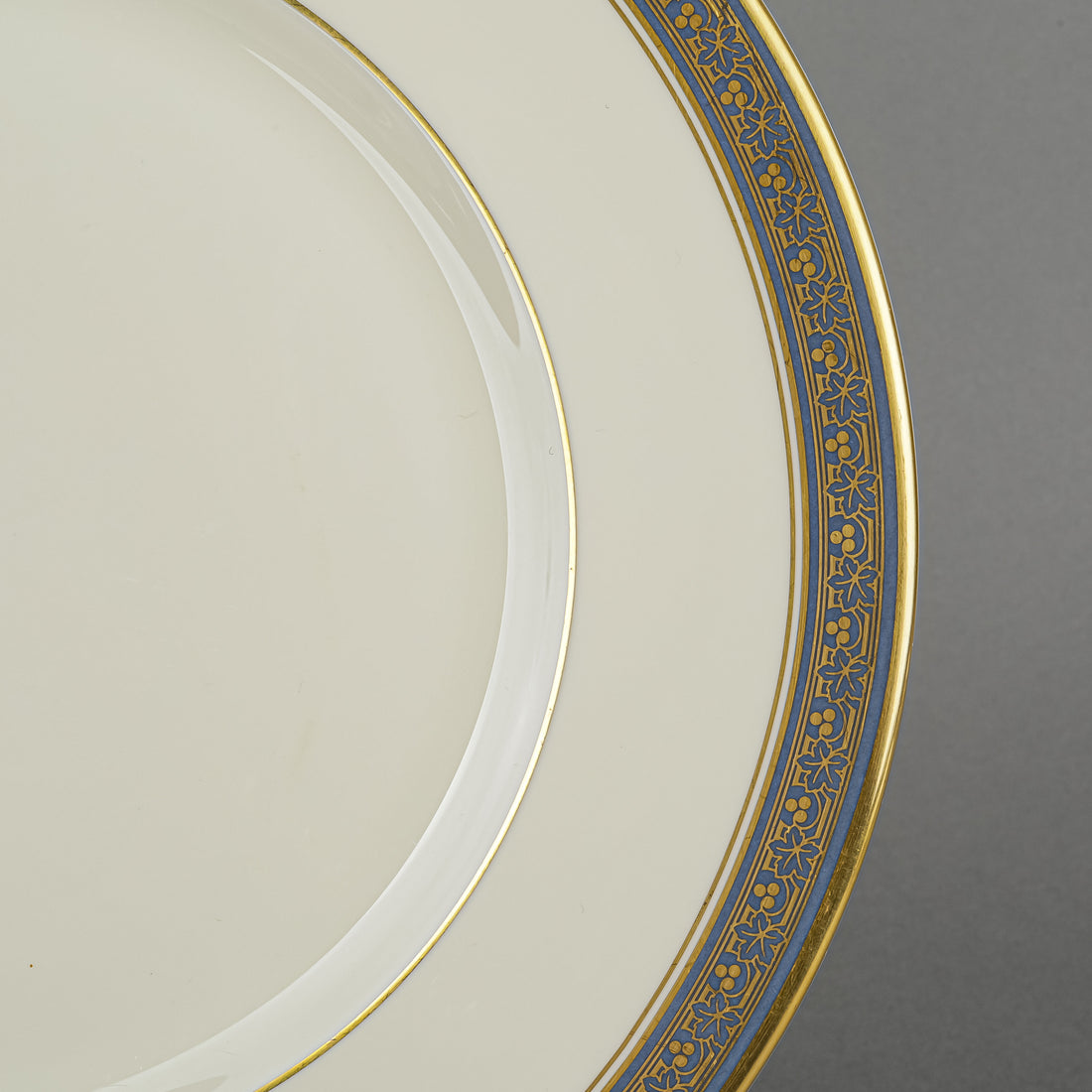 MINTON Embassy Ivory 7 Place Settings Plus Extras