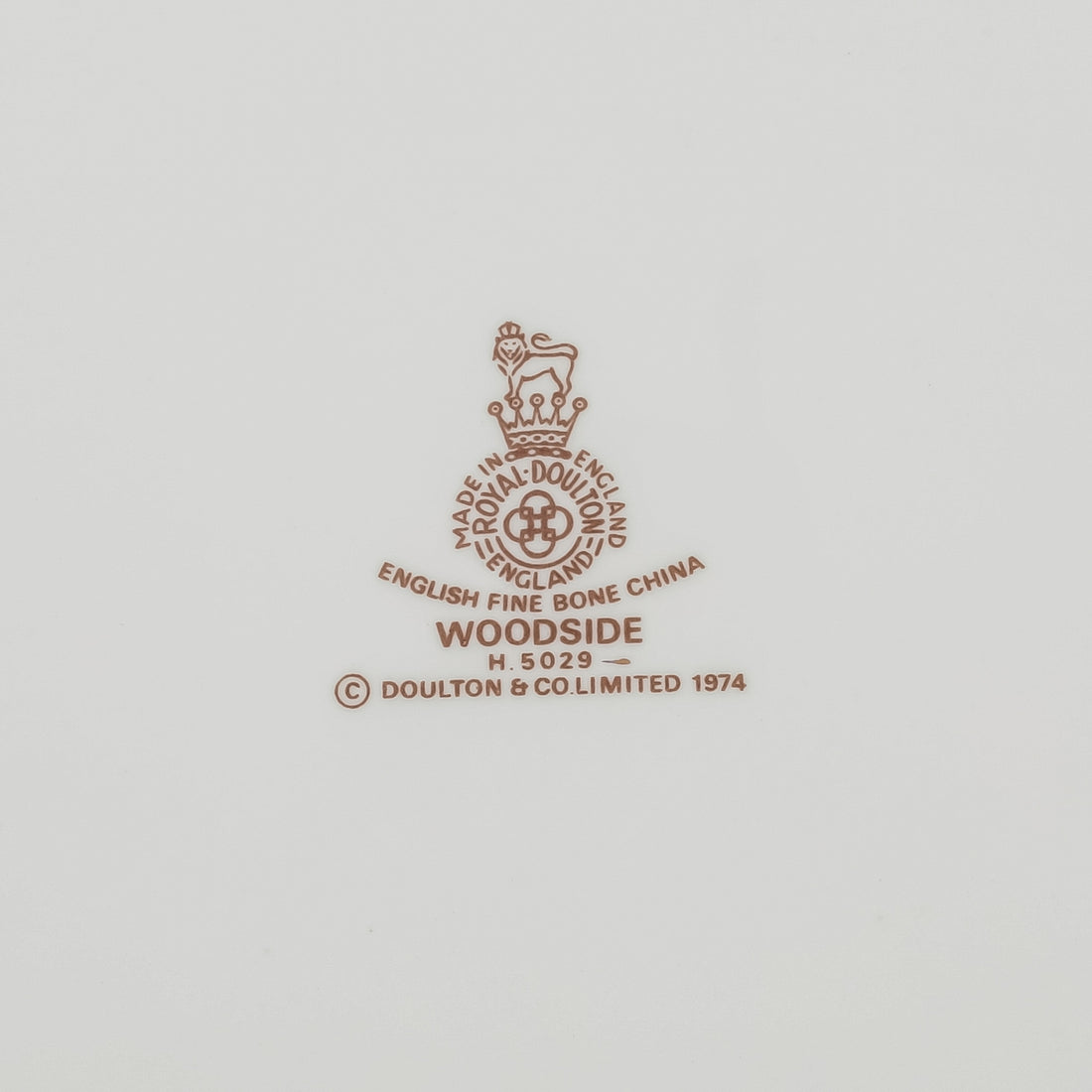 ROYAL DOULTON Woodside H2059 41 Pieces