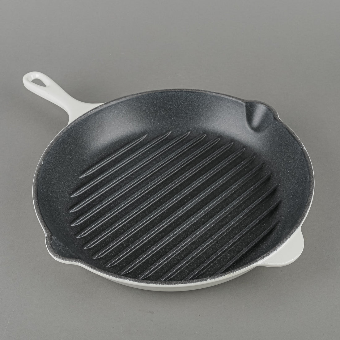 LE CREUSET Enamel Cast Iron Grill Skillet 26cm - White