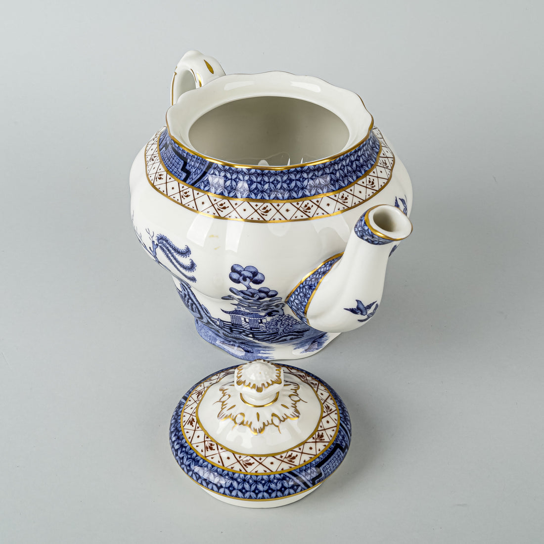 ROYAL DOULTON Booths Real Old Willow Teapot With Lid