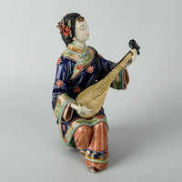 Shiwan Wucai Figurine Lady With Pipa/Lute