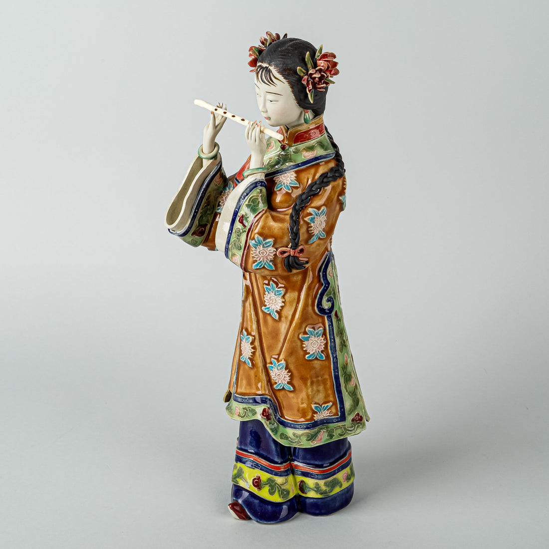 Shiwan Wucai Figurine Lady With Chinese Flute