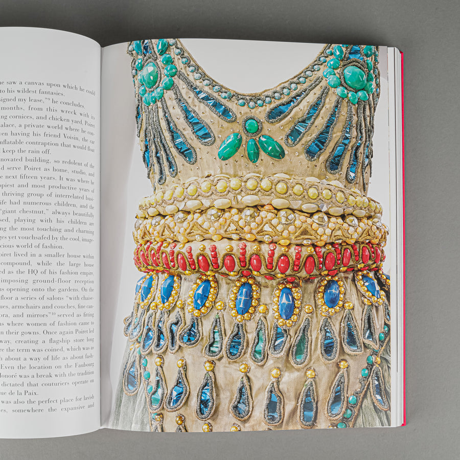 Bals: Legendary Costume Balls Twentieth Century By Foulkes