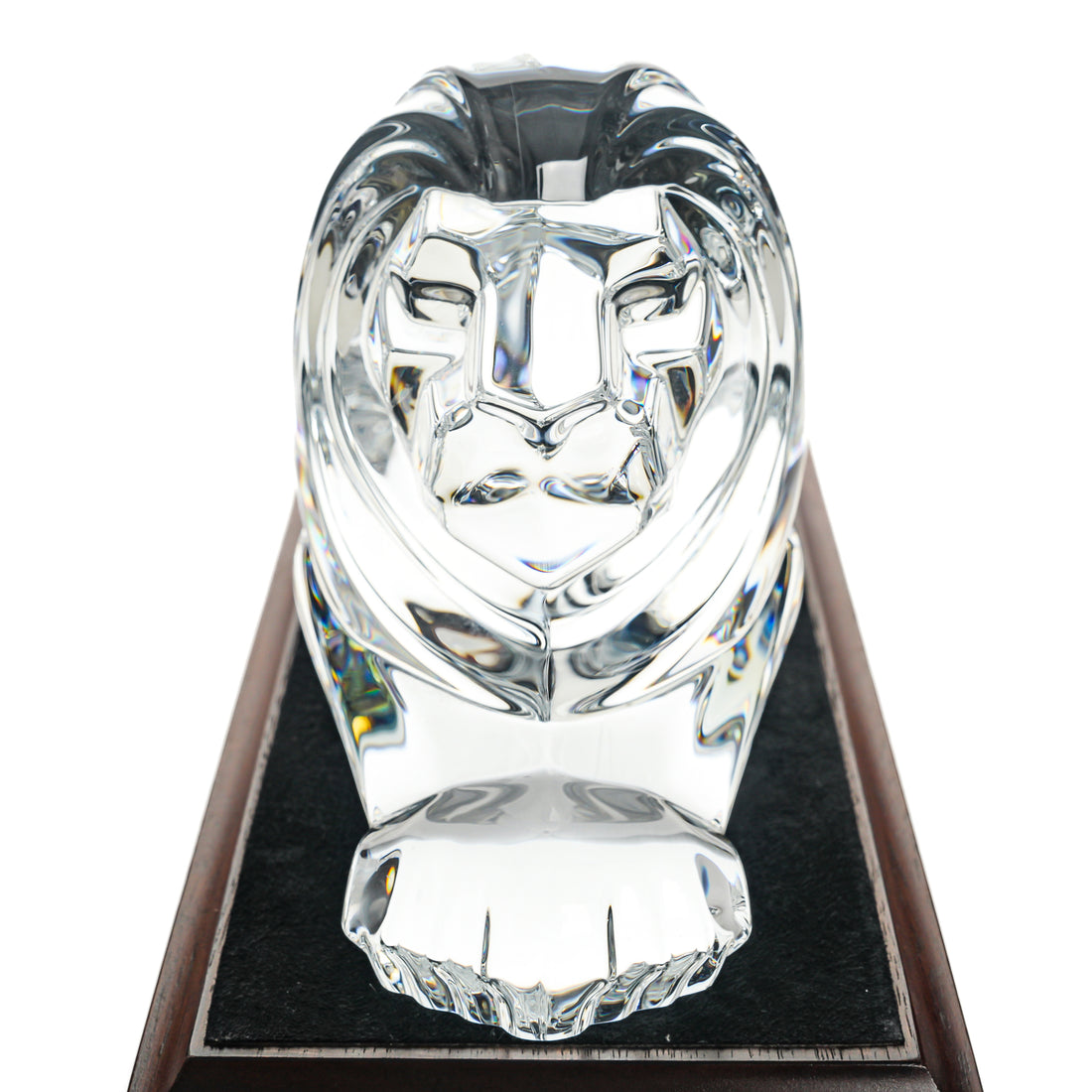 STEUBEN Fig Crystal Lion With Stand