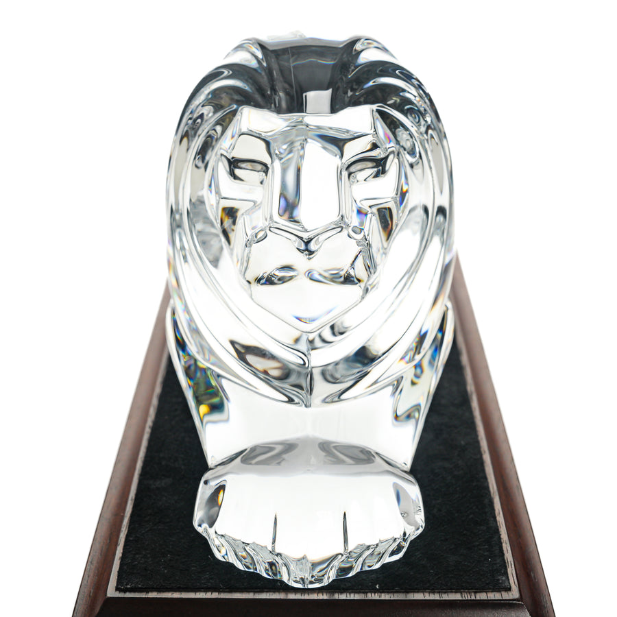 STEUBEN Fig Crystal Lion With Stand