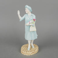 ROYAL DOULTON Figurine HM Queen Elizabeth The Queen Mother HN 4086