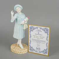 ROYAL DOULTON Figurine HM Queen Elizabeth The Queen Mother HN 4086