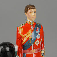 ROYAL DOULTON Figurine HRH The Prince Of Wales - Charles HN 2884