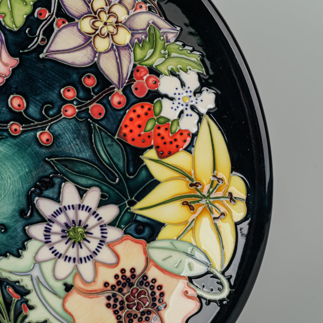 MOORCROFT Rachel Bishop CAROUSEL Wall Charger