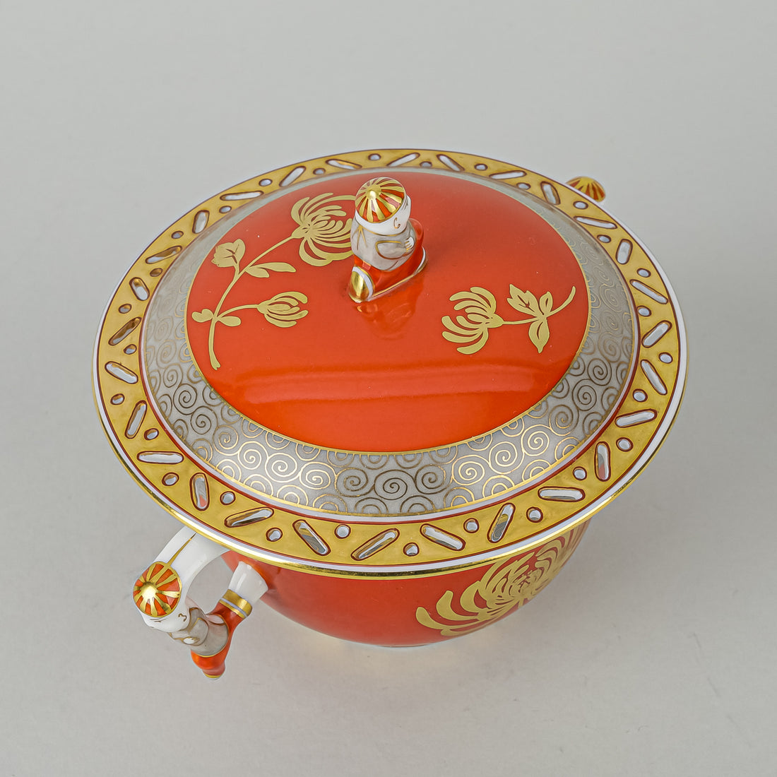 HEREND Golden Chrysanthemum Covered Sugar 3353