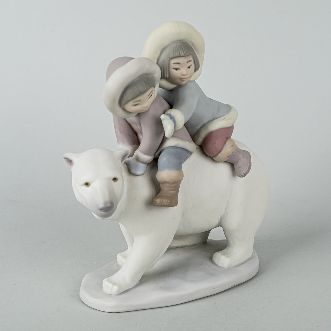 LLADRO Figurine Polar Bear Riders 5353M