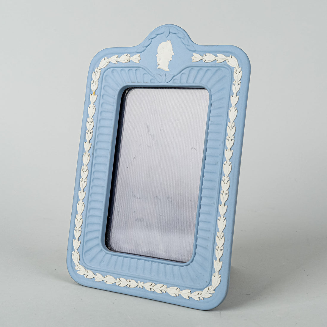 WEDGWOOD White On Blue Jasperware 3.5x5.5 Photo Frame