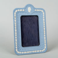 WEDGWOOD White On Blue Jasperware 3.5x5.5 Photo Frame