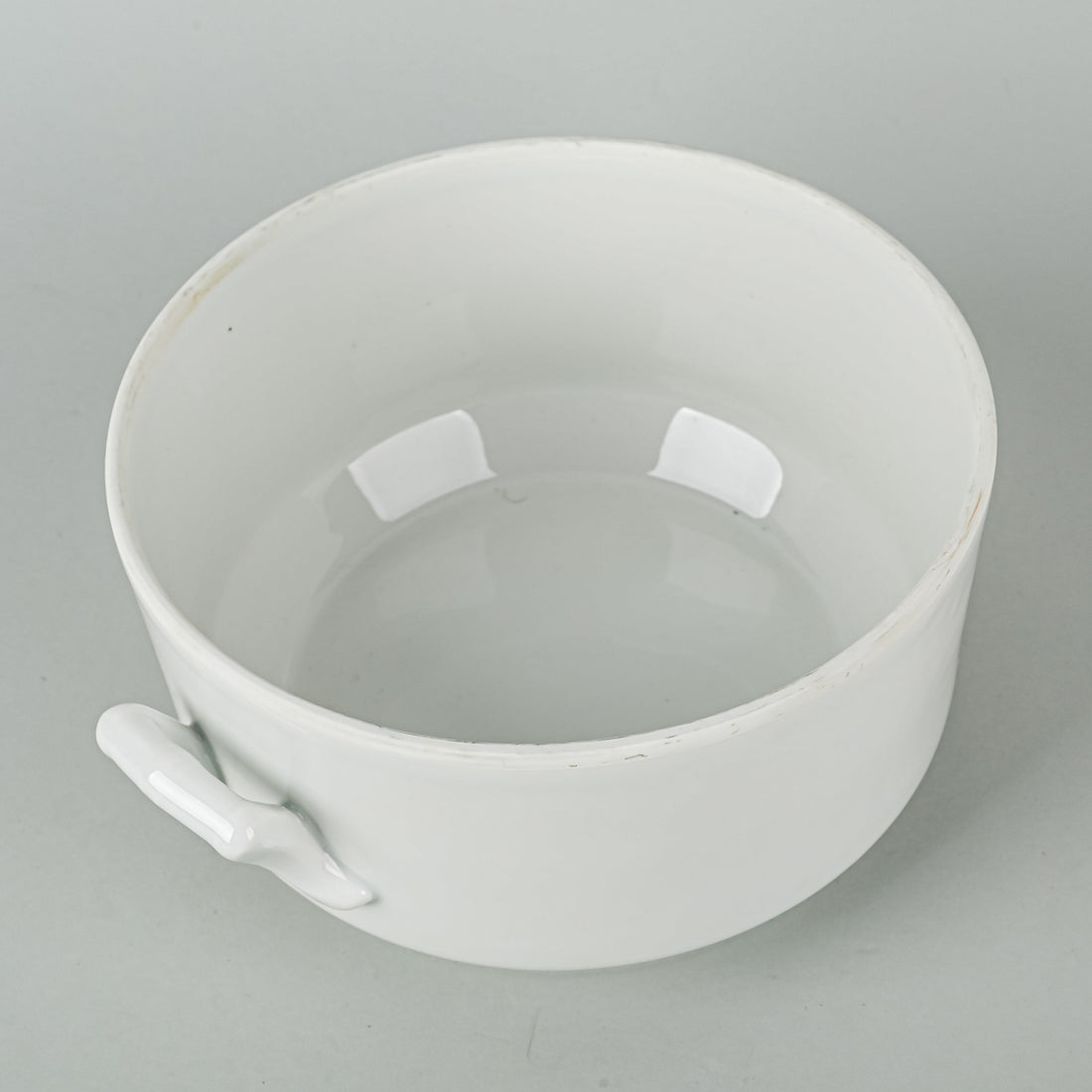 APLICO Provencal Round Covered Casserole