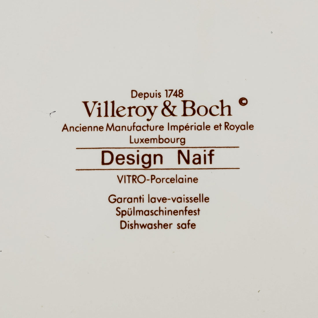 VILLEROY & BOCH Design Naif Serving Bowl