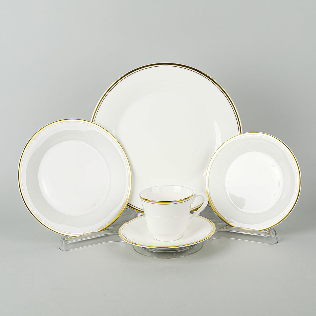 ROYAL DOULTON Gold Concord H5049 5 Place Settings Plus Extras