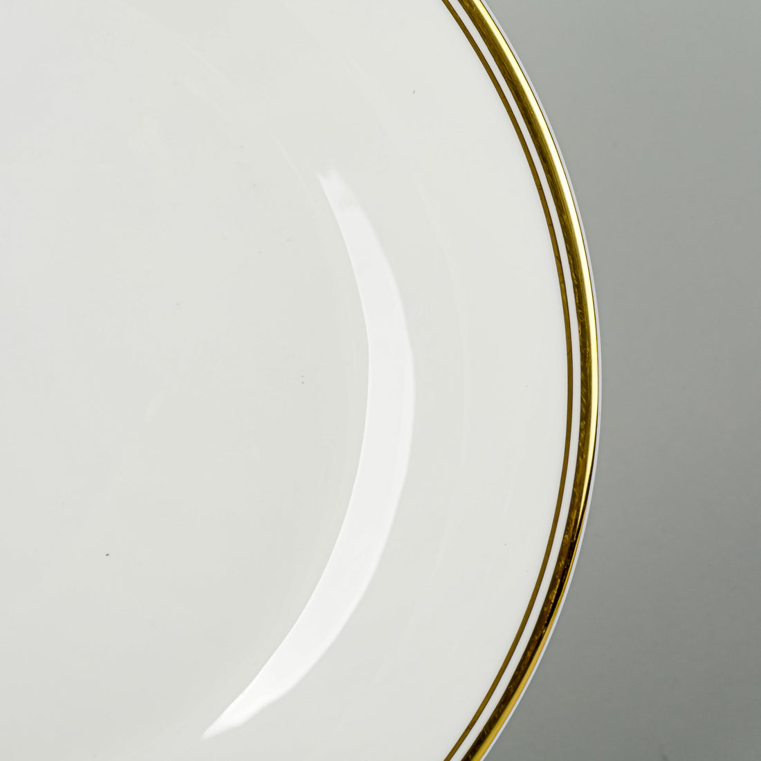 ROYAL DOULTON Gold Concord H5049 5 Place Settings Plus Extras