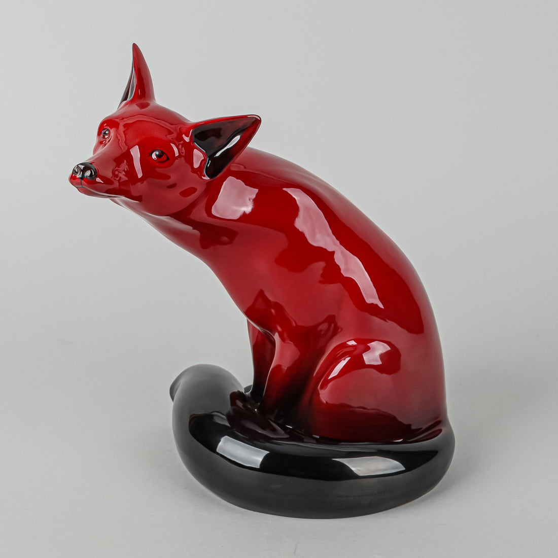 ROYAL DOULTON Figurine Fox Flambe HN 130