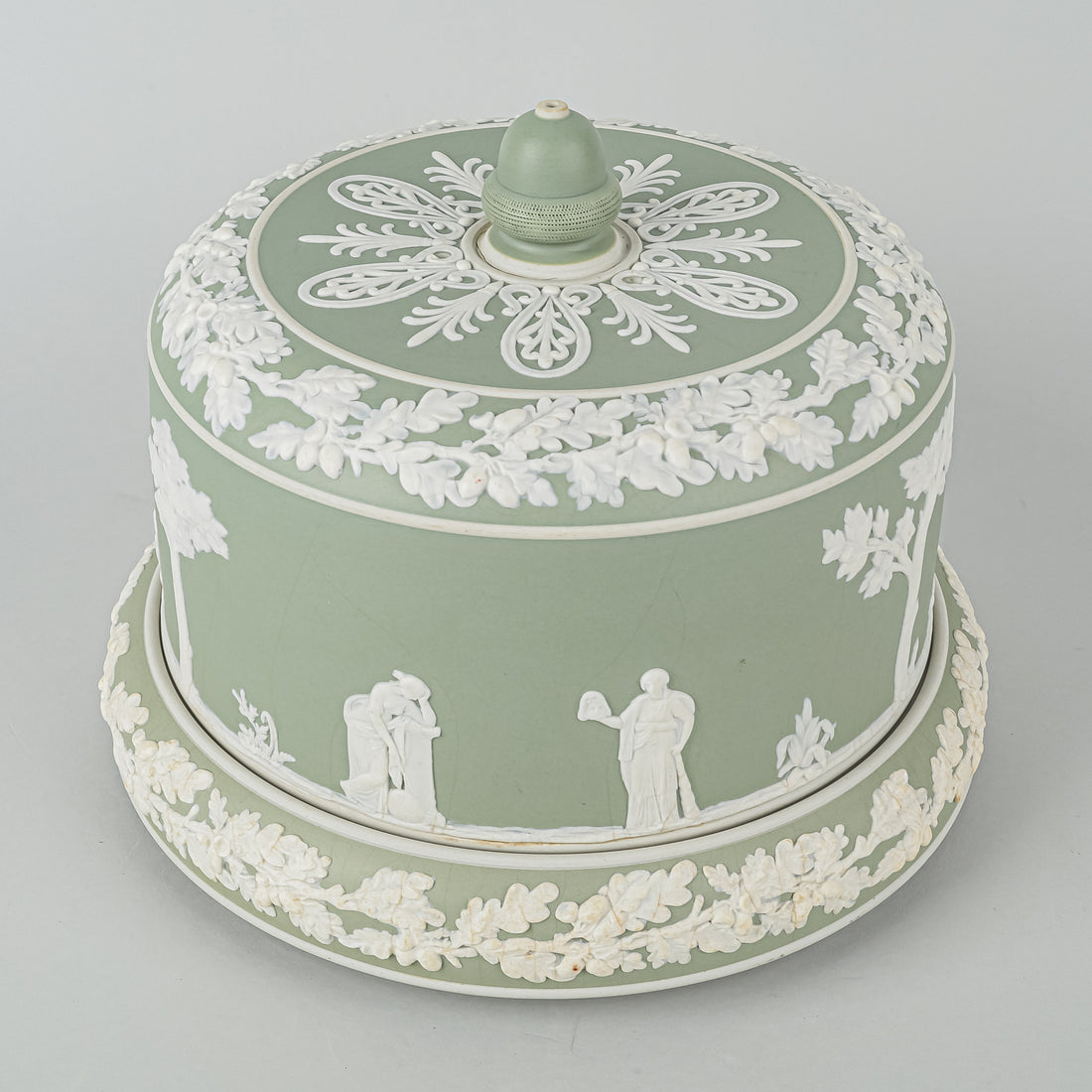 WEDGWOOD Vintage White On Green Jasperware Cheese Dome & Stand