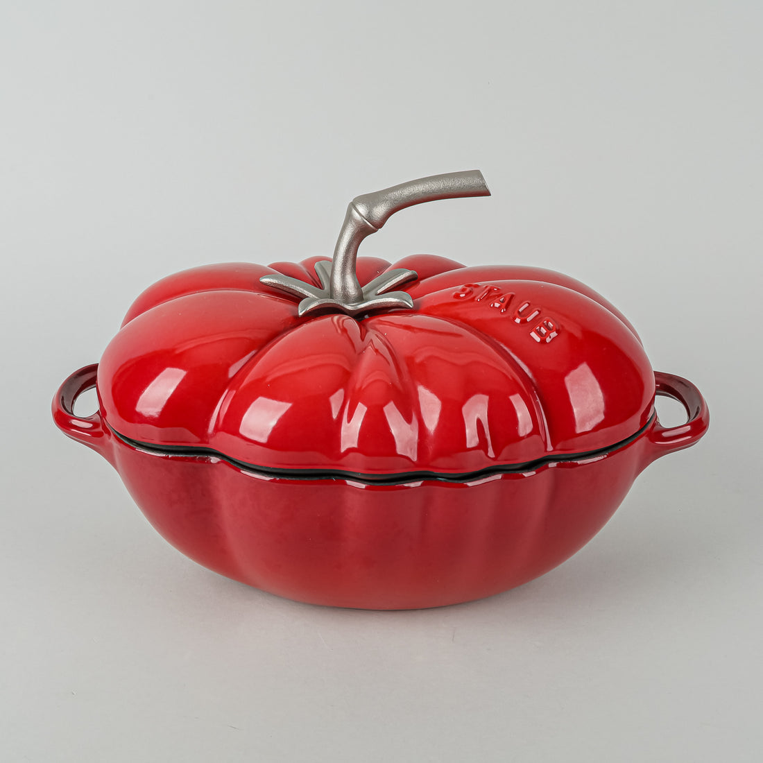 STAUB Enamel Cast Iron Cocotte Tomato
