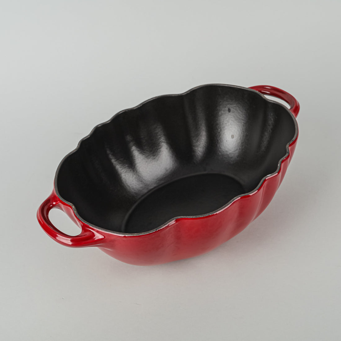 STAUB Enamel Cast Iron Cocotte Tomato