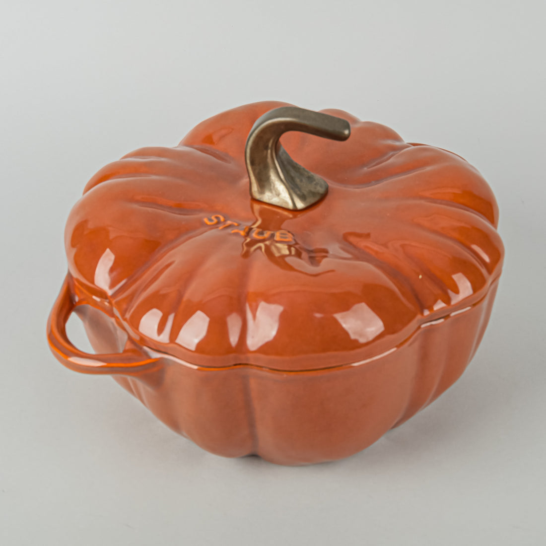 STAUB Enamel Cast Iron Cocotte Pumpkin