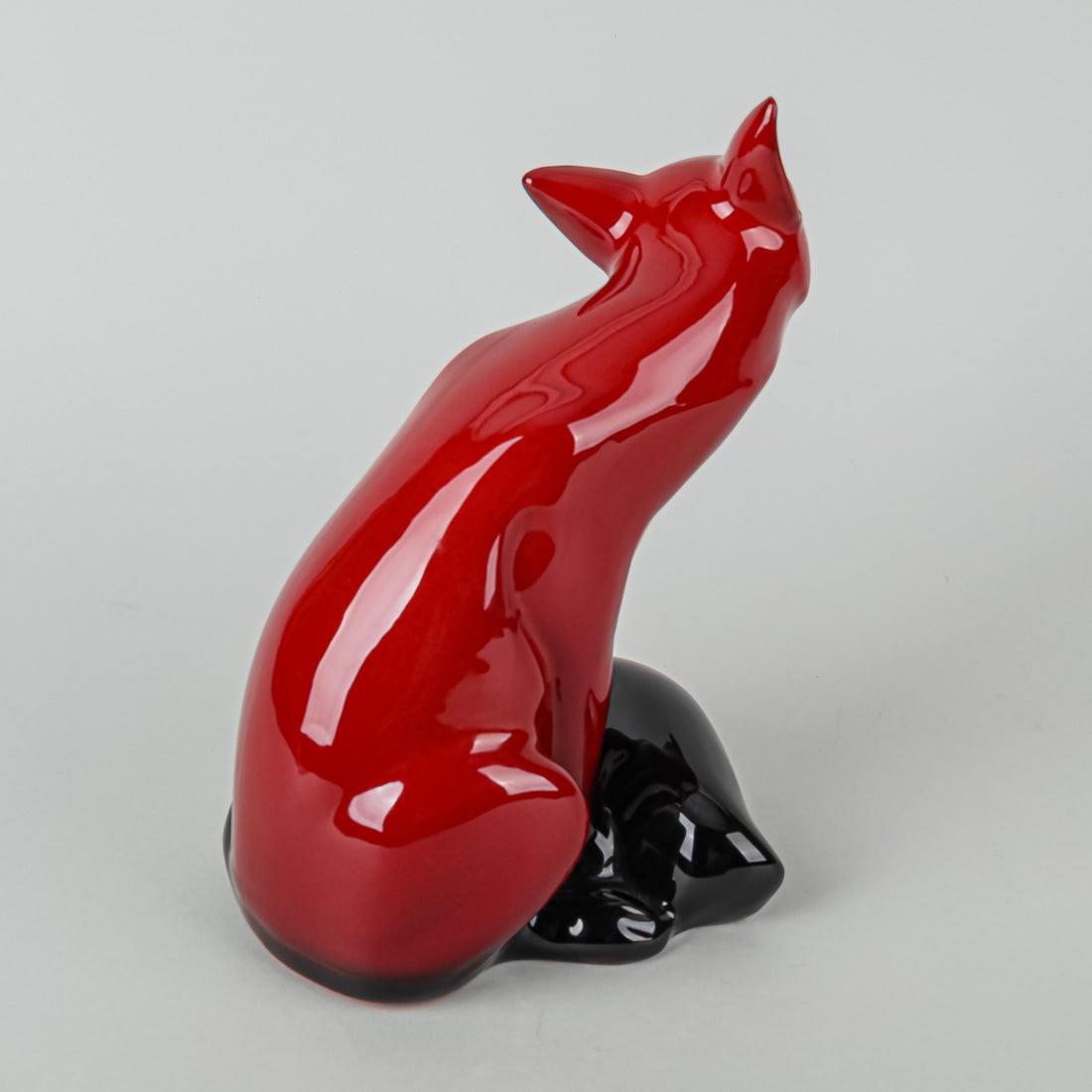 ROYAL DOULTON Figurine Fox Flambe HN 130