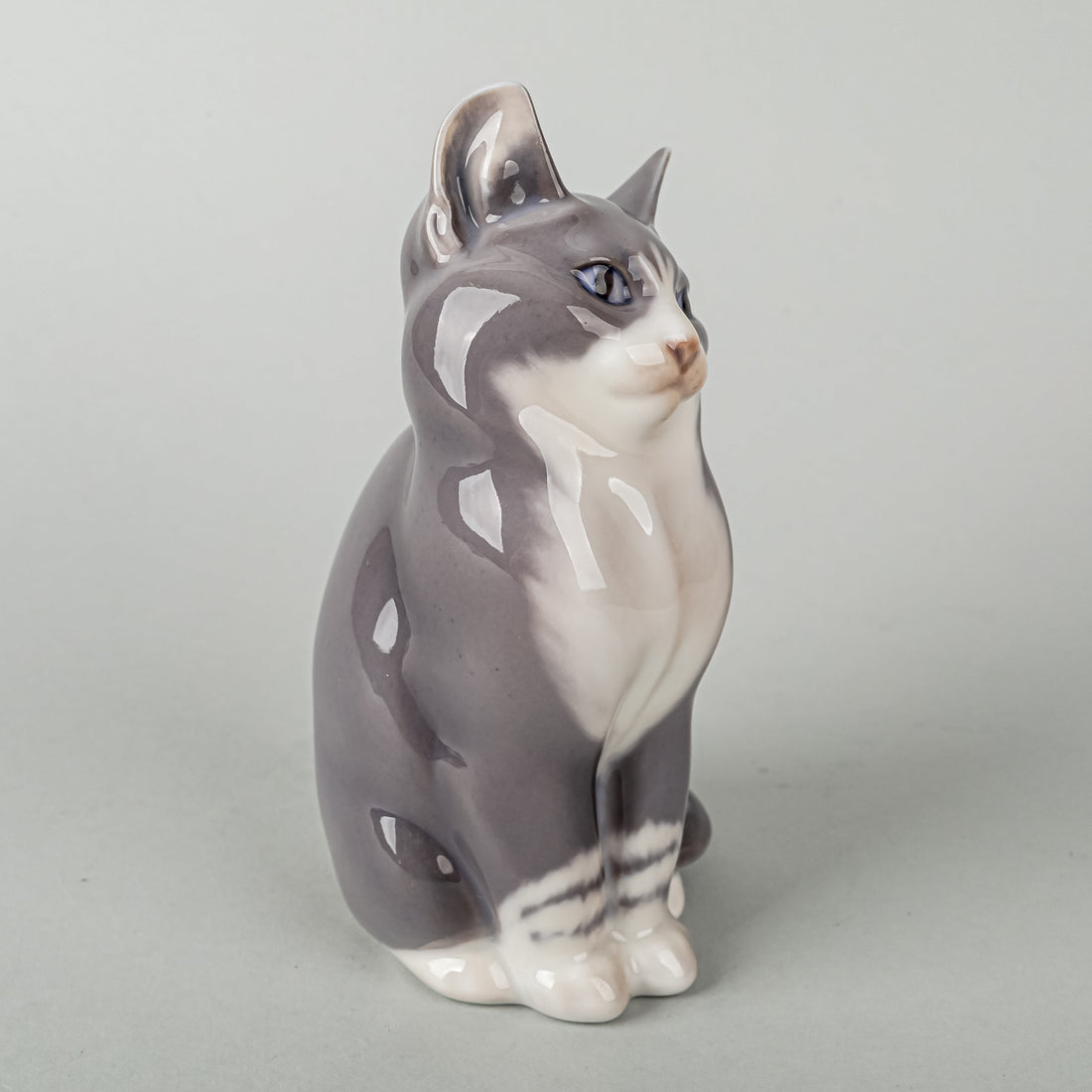 ROYAL COPENHAGEN Figurine Seated Cat, Grey 1803