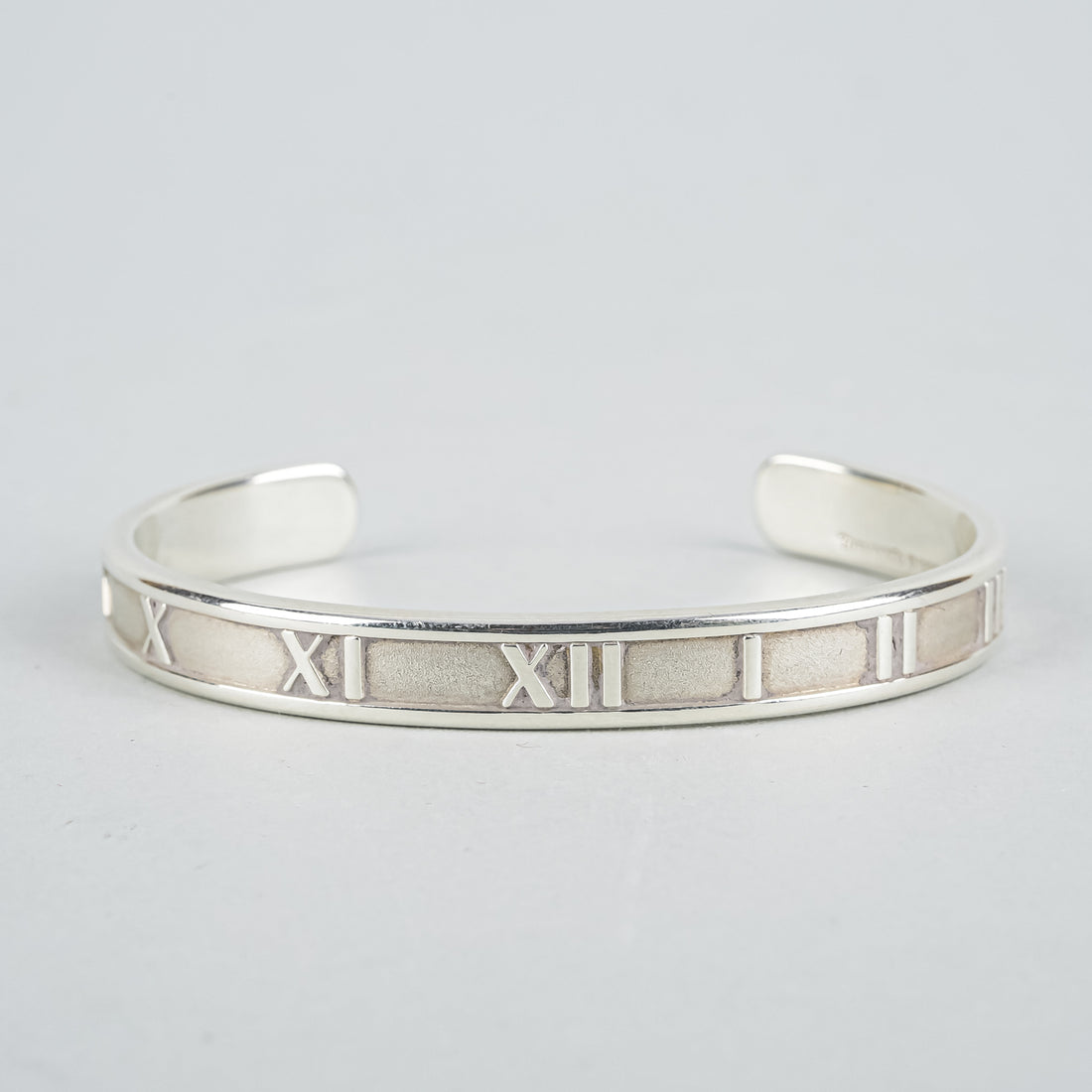 TIFFANY & CO 1995 Atlas Open Cuff Bracelet "Narrow"