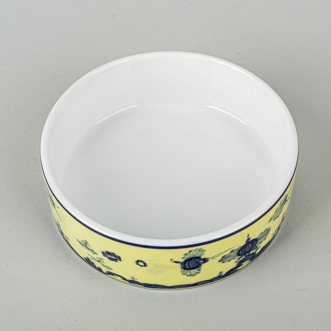 RICHARD GINORI Oriente Italiano Round Covered Trinket Box
