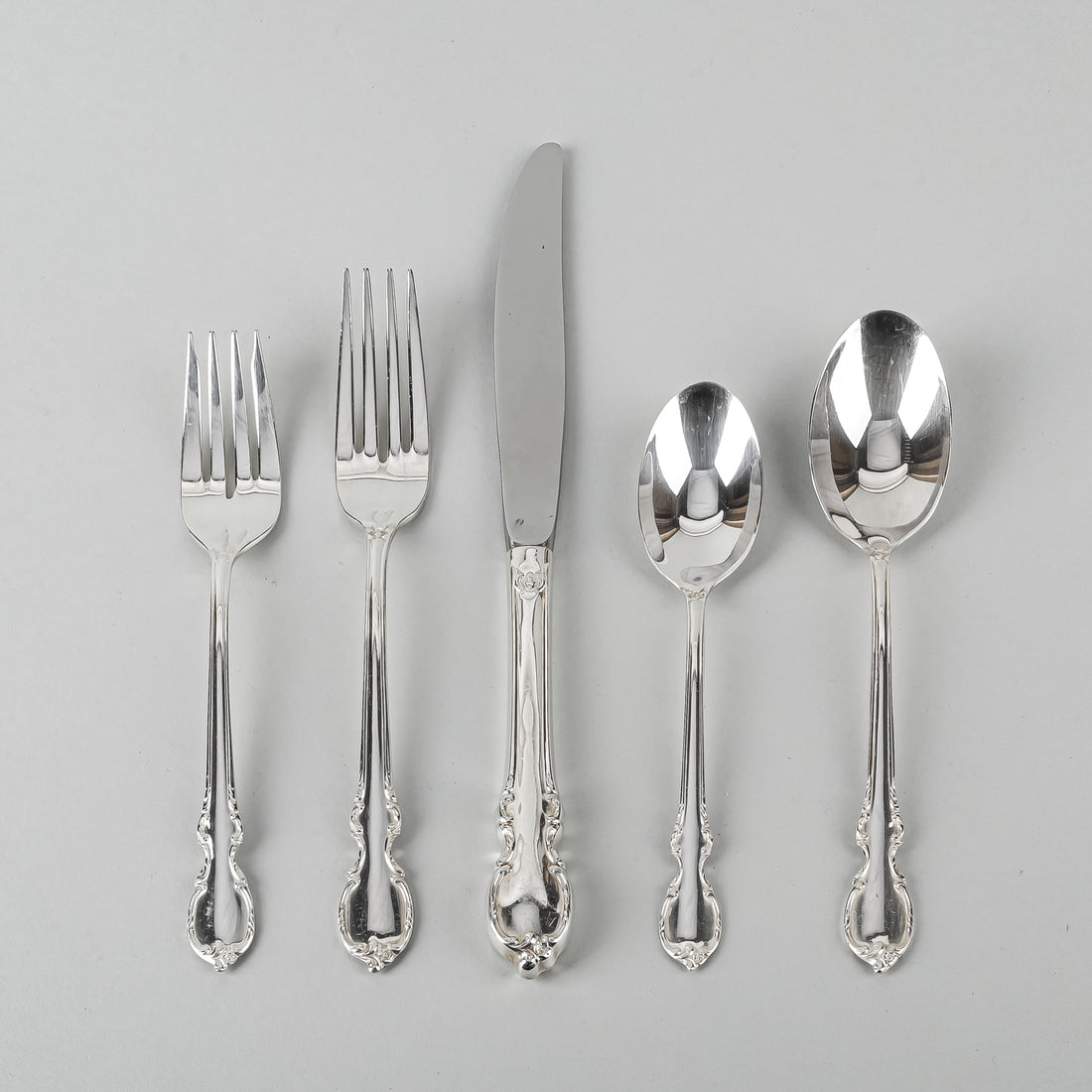 1847 ROGERS BROS Reflection Silver Plate Flatware 12 Place Settings