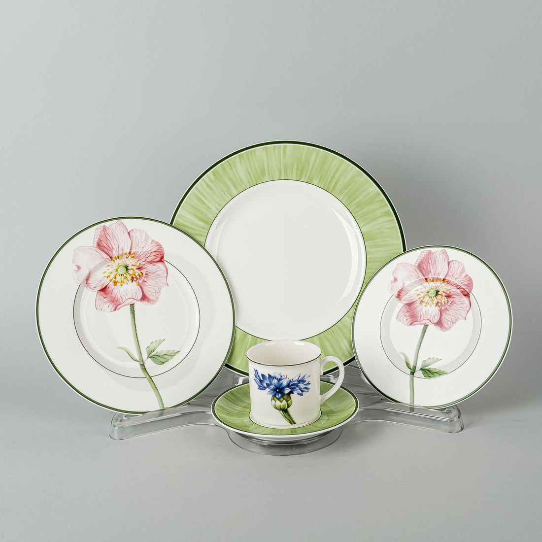 VILLEROY & BOCH Flora 8 Place Settings Plus Extras