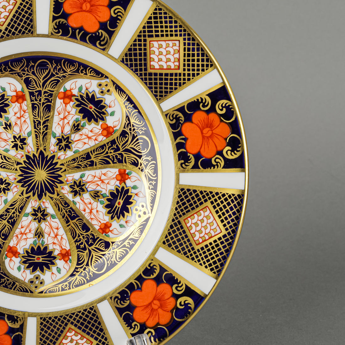 ROYAL CROWN DERBY Old Imari 1128 Bread And Butter Plate