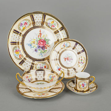 PARAGON Queen Mary 35 Pieces