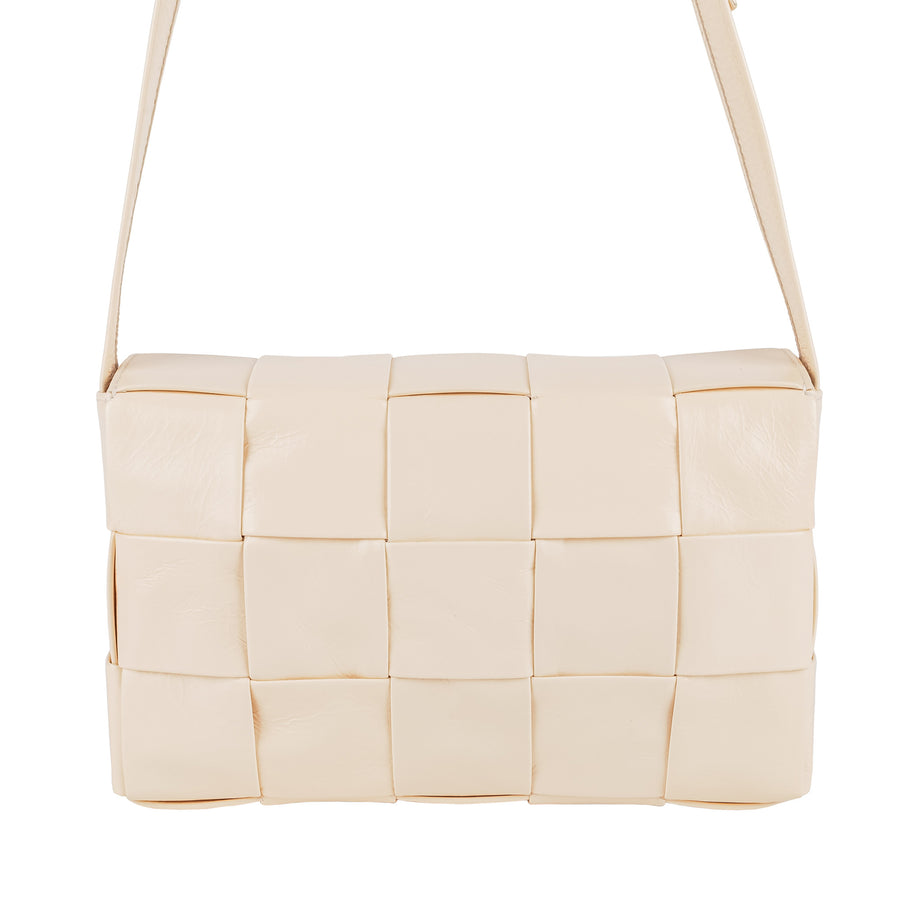BOTTEGA VENETA Intrecciato Cassette Bag - Ivory Leather