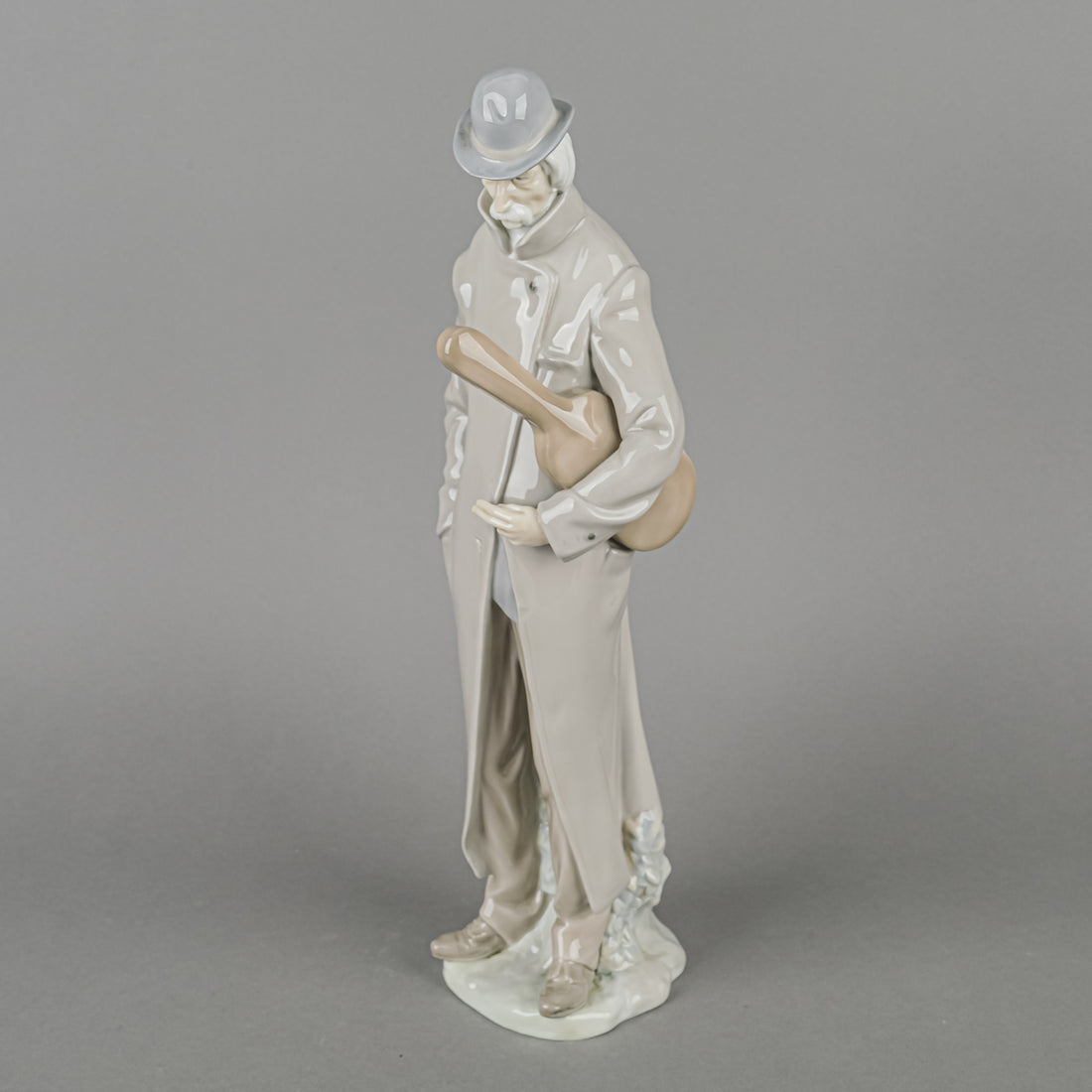 LLADRO Figurine Old Man With Violin 4622