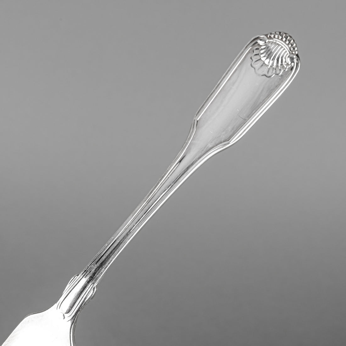 COMMUNITY PLATE Silver Shell Silverplate Flatware 8 Place Settings Plus Extras