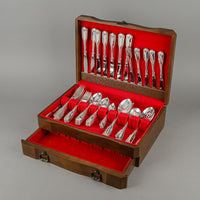 COMMUNITY PLATE Silver Shell Silverplate Flatware 8 Place Settings Plus Extras