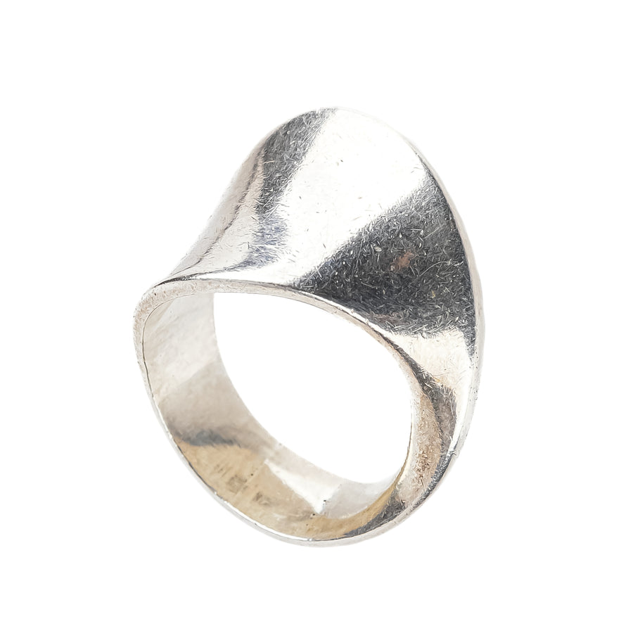 GEORG JENSEN Vivianna Torun Sterling 148 Mobius Ring