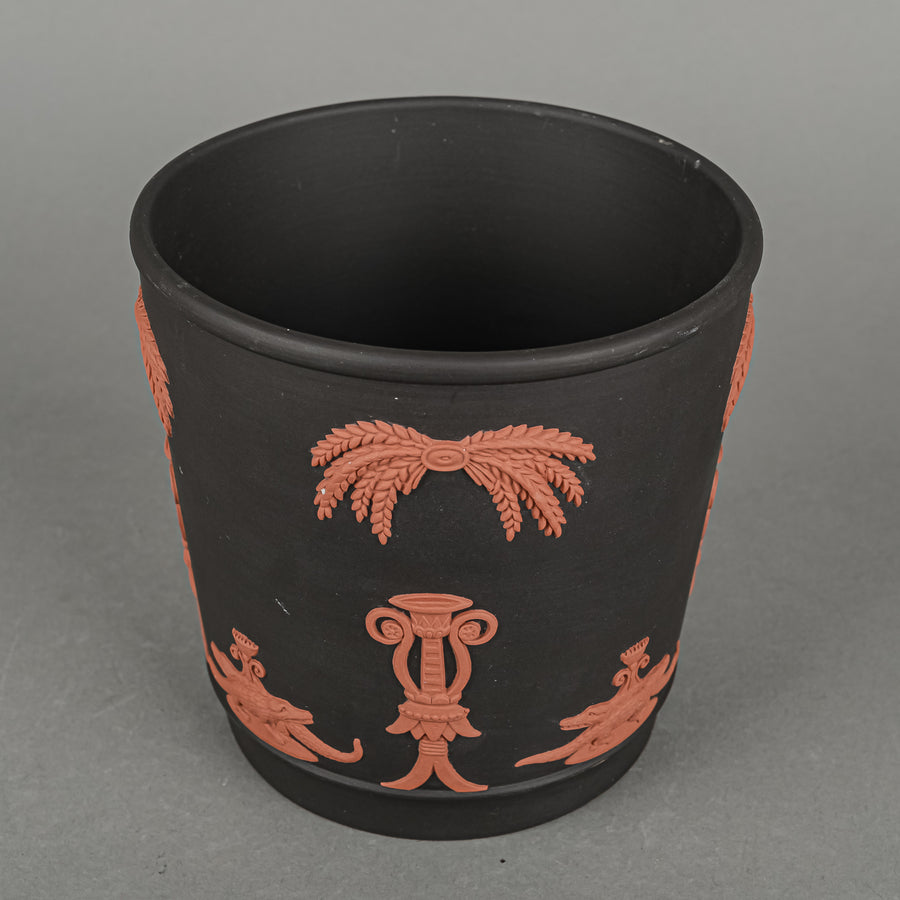 WEDGWOOD Red On Basalt Black Jasperware Cachepot