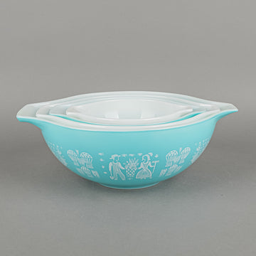 PYREX Butterprint Cinderella Bowl Set/4