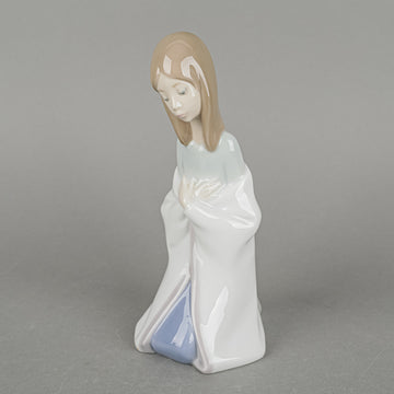 LLADRO Virgin Mary 4671  Nativity